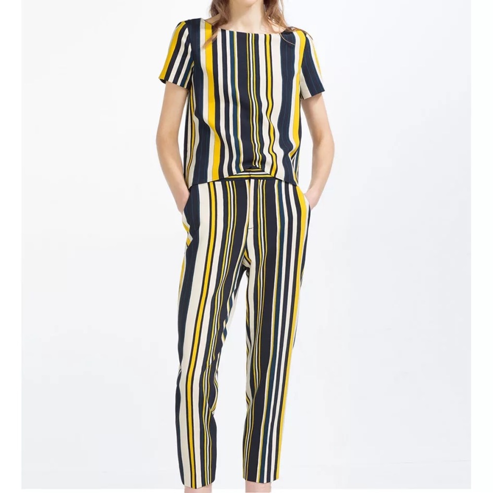 Stripped two piece set